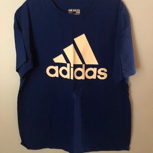 Adidas Tshirt